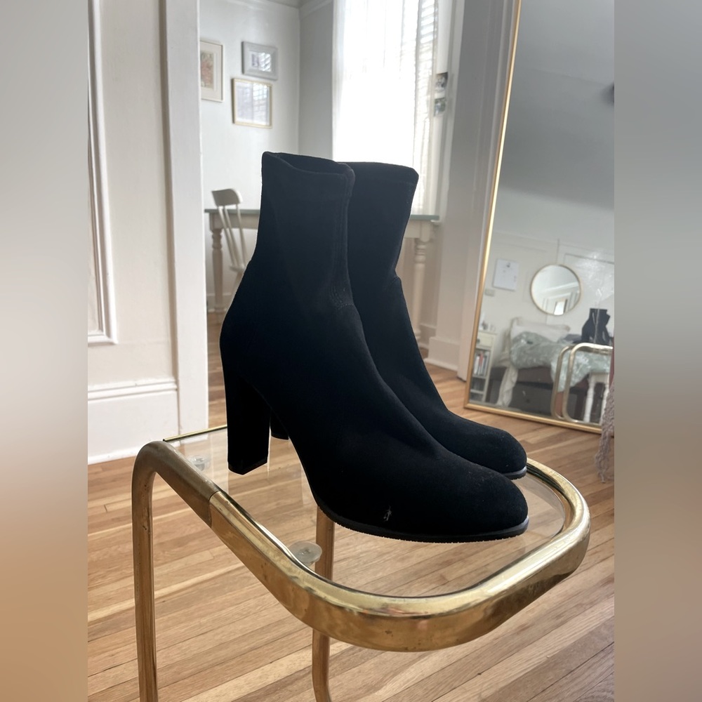 NWOT Stuart Weitzman Black Suede Booties, 9.5